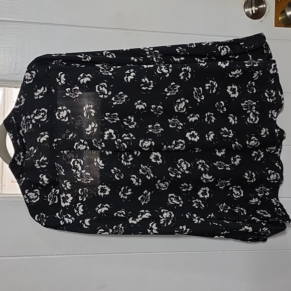 Lauren Ralph Lauren Womens Blouse Black White Floral Button Up Lightweight Sz L - Picture 6 of 11
